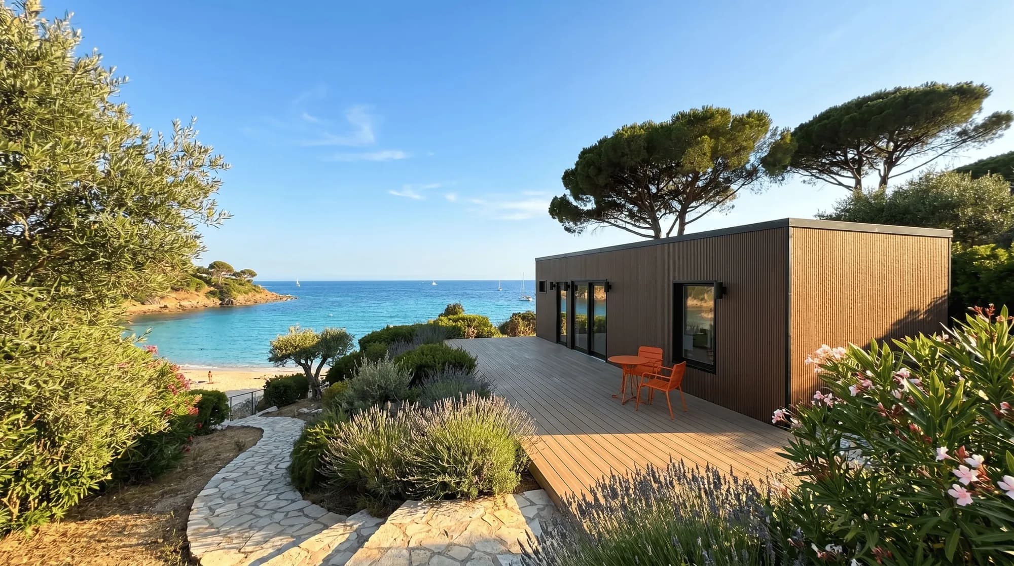 Maison Residale ossature bois avec terrasse en bois face à la mer